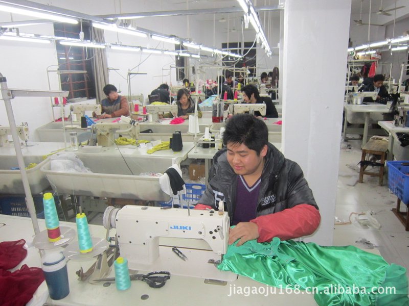服装加工定制：打造专属你的时尚